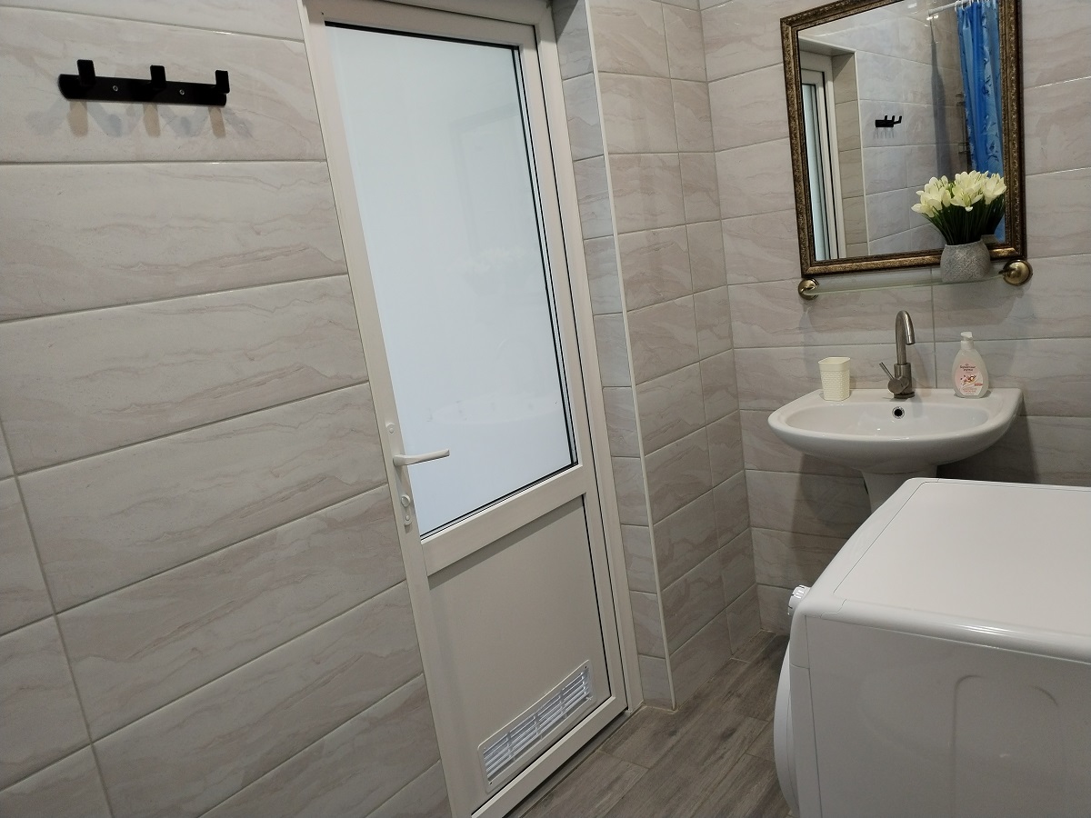 Центр Цветник Радон пр. Кирова  47а