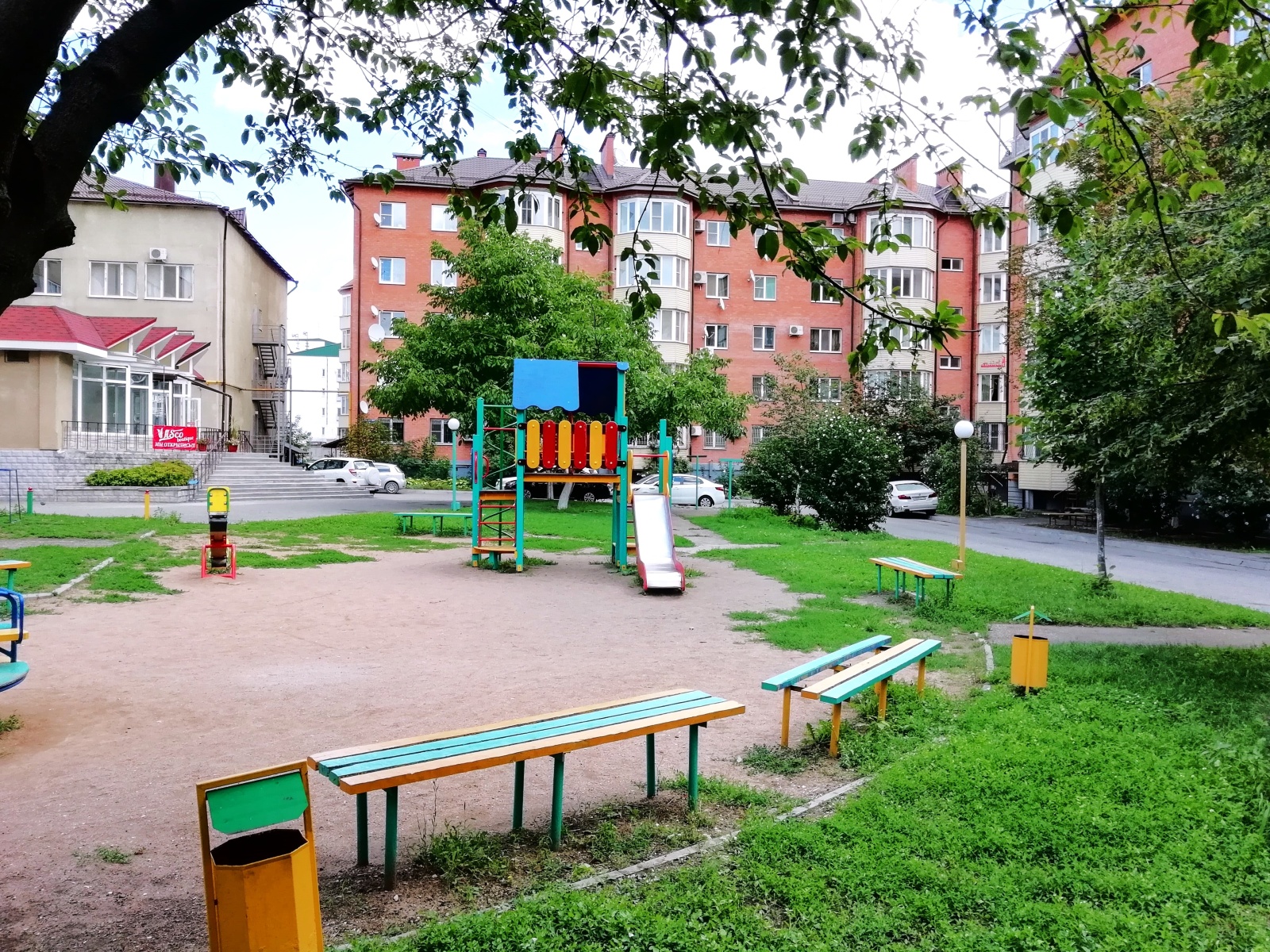 Цветник Радон Центр Партизанская 1Б