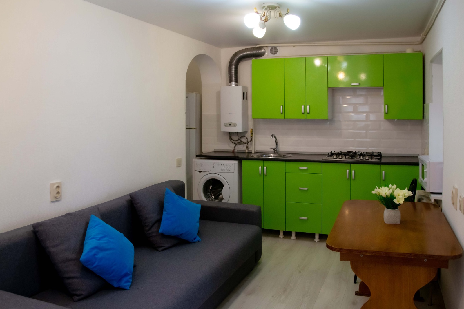 Центр Цветник Радон пл. Ленина 20