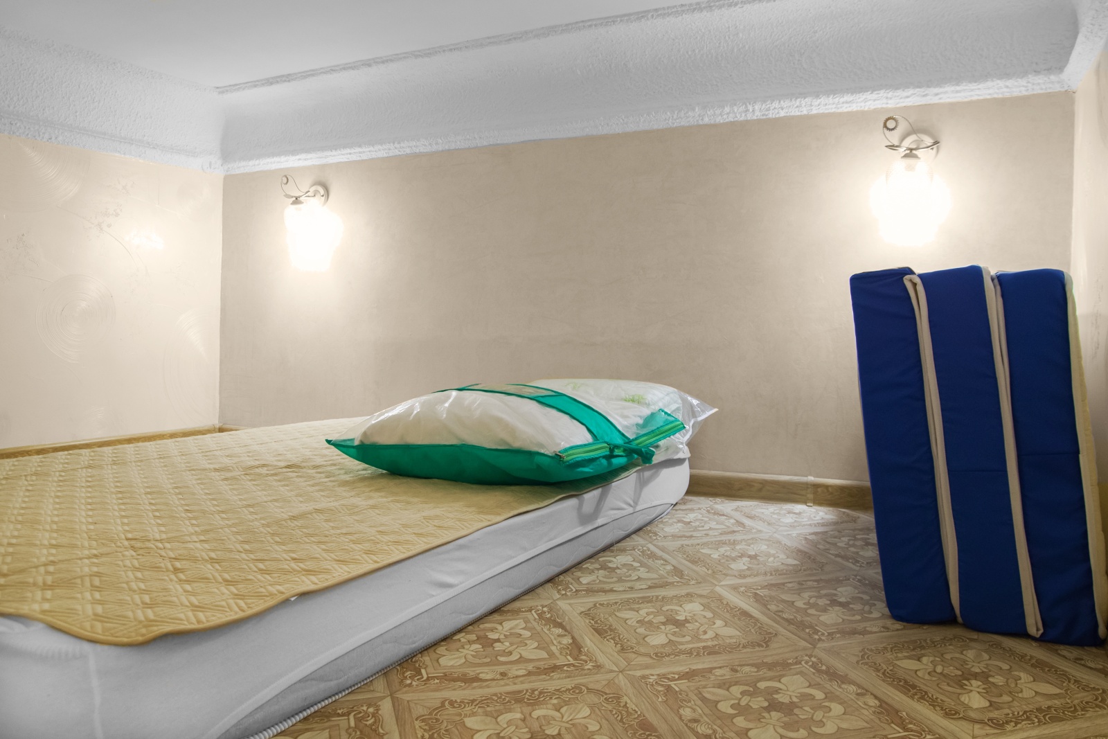Holiday Home Lux