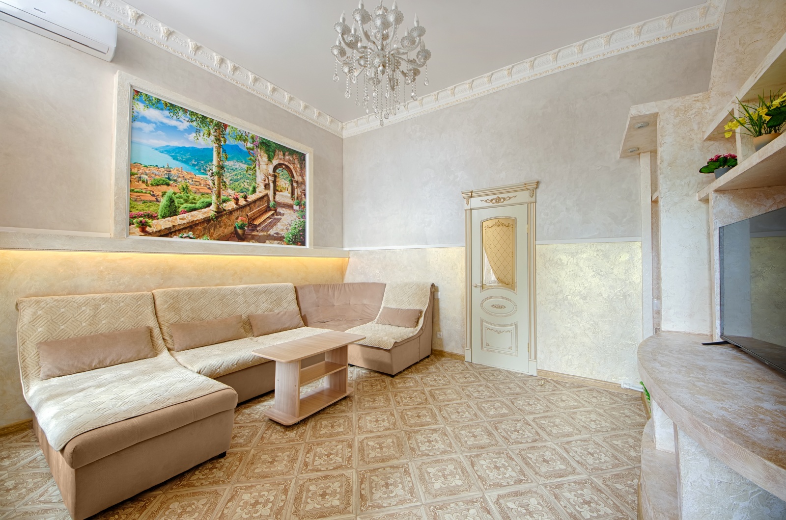 Holiday Home Lux
