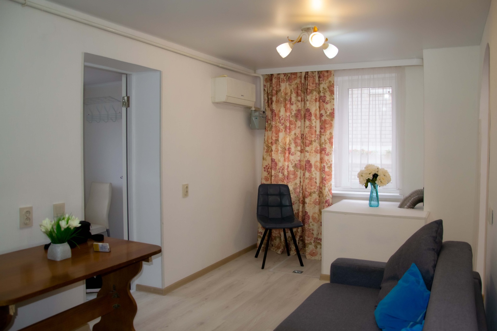 Центр Цветник Радон пл. Ленина 20